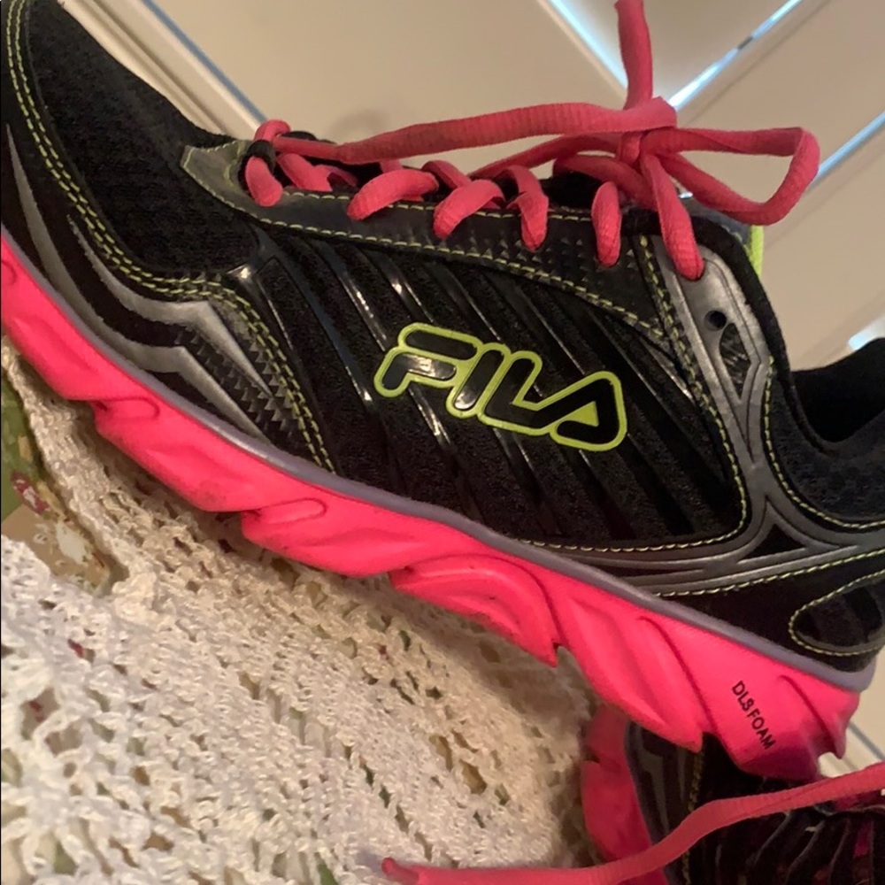 Fila DLS Foam athletic shoe - Picture 2 of 7